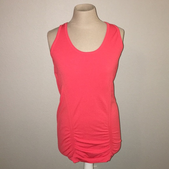 ruched workout tops
